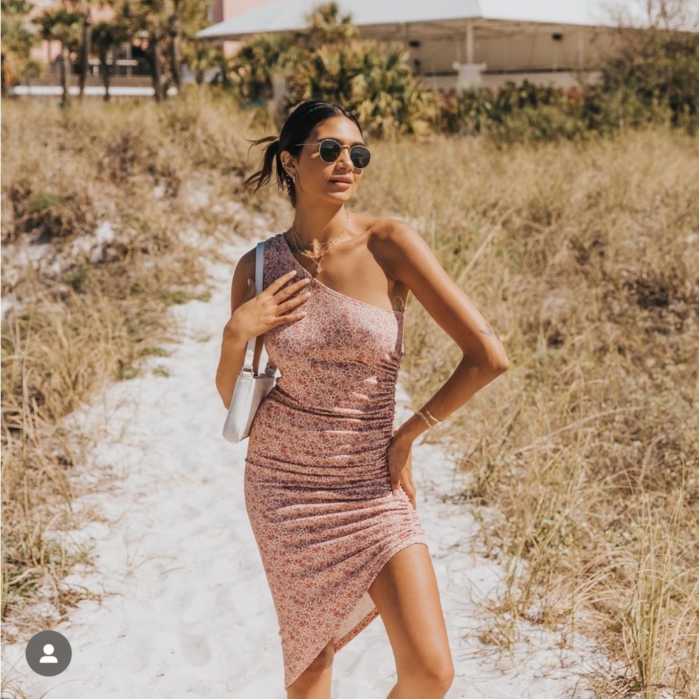 shore brand one shoulder floral dress